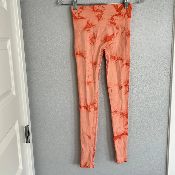 Orange Marbled Tie Dye Ribbed Leggings - Picture 1 of 9